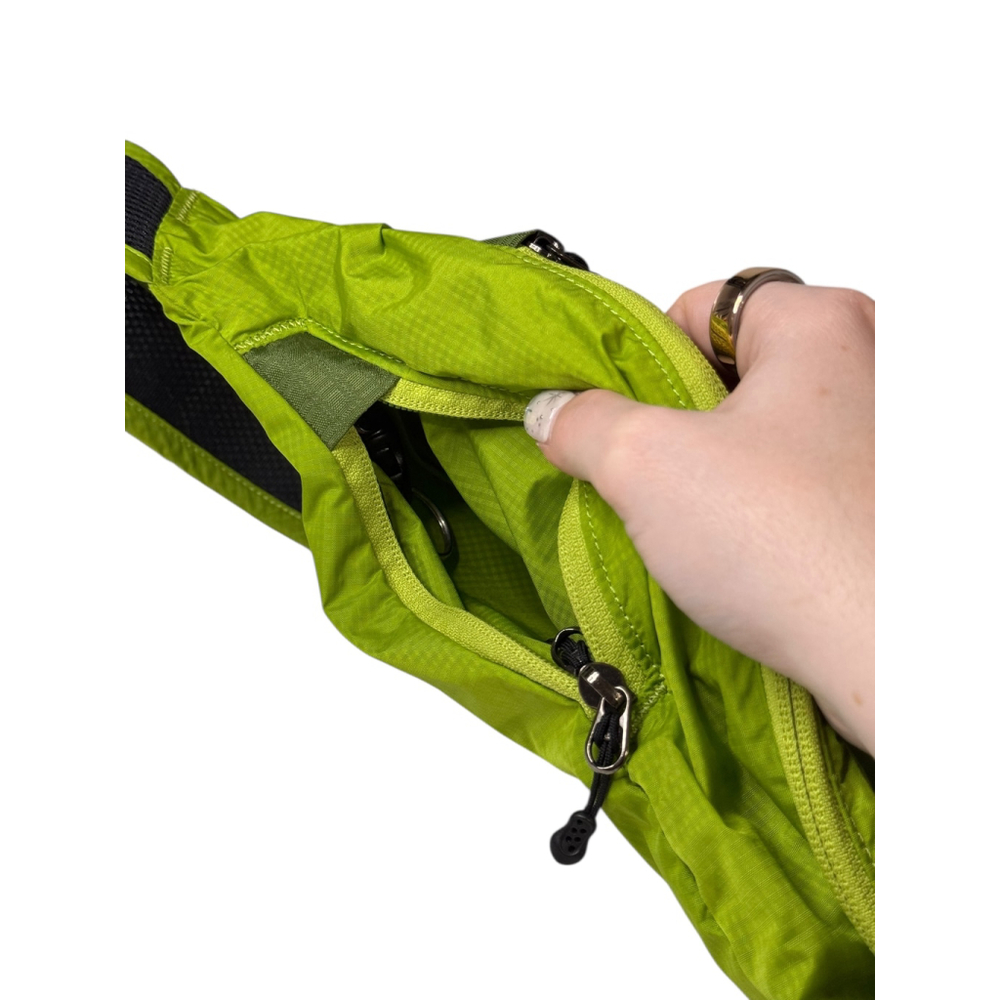 Women's Patagonia Green & Black Sling Bag One Size - Picture 4 of 8